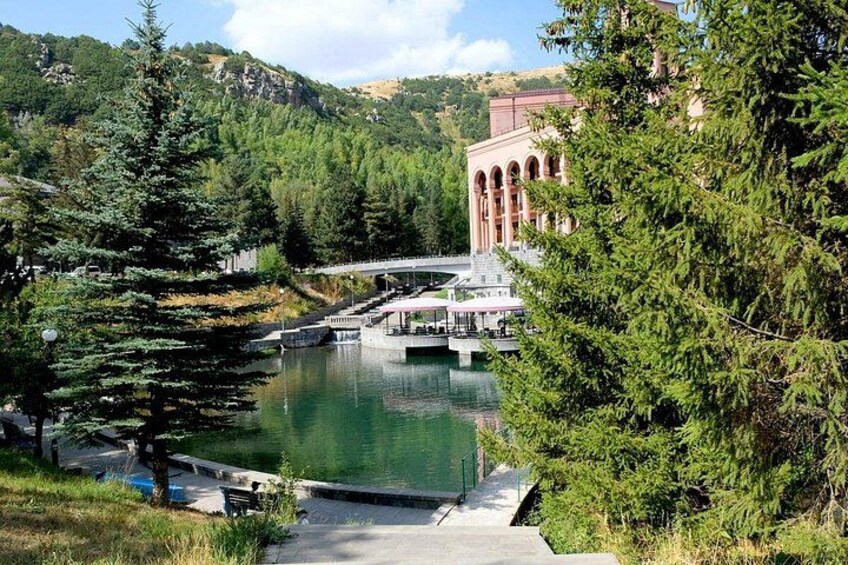 Group Tour: Lake Sevan, Hayravank, Noratus, Jermuk, winery 2