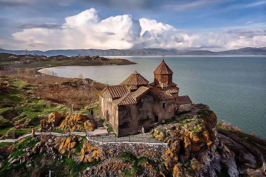 Group Tour: Lake Sevan, Hayravank, Noratus, Jermuk, winery 2