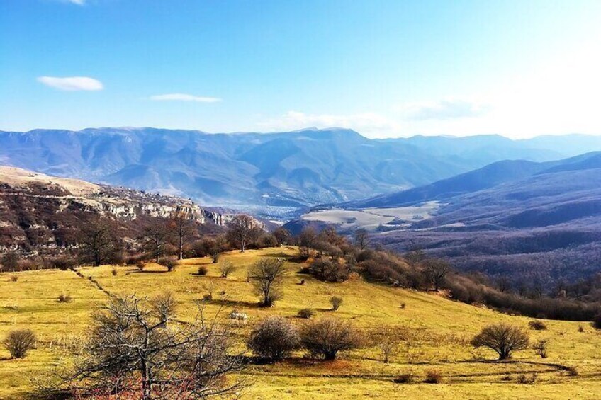 Private tour to Dilijan town, Yenokavan - active rest in Yell Extreme park