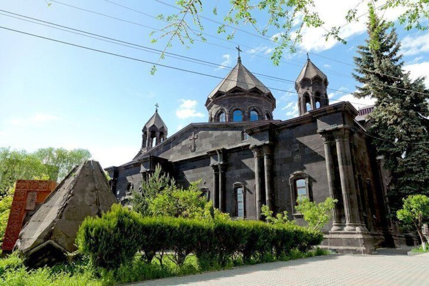 Private tour to Gyumri old town and Marmashen monastery 5