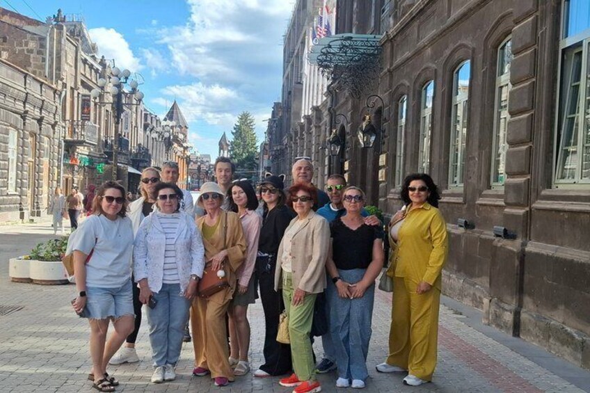 Group Tour: Gyumri (Urban Life museum, Black fortress, old town), Harichavank 4