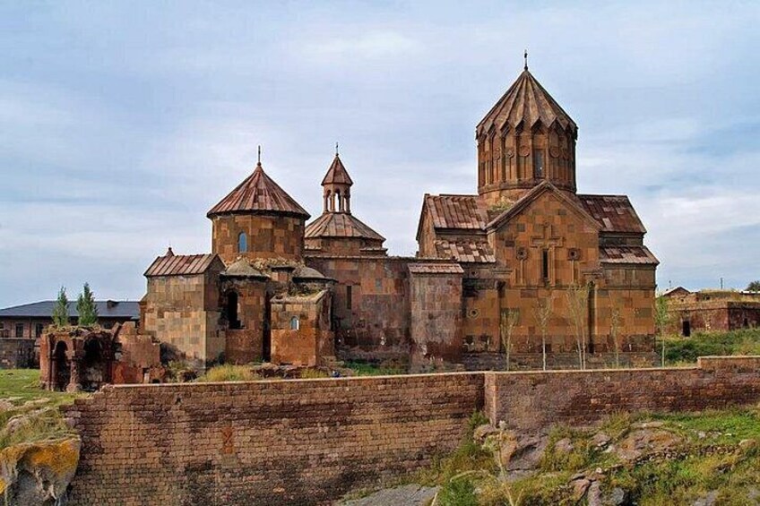 Group Tour: Gyumri (Urban Life museum, Black fortress, old town), Harichavank 2