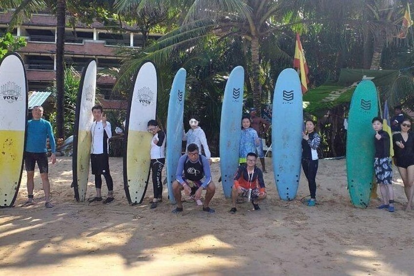 Newly trained students! Just after the surfing session. 2