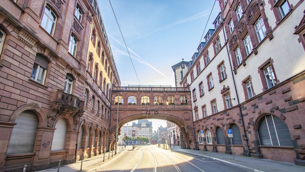 Discover Hochst Old Town of Frankfurt with a Local 3