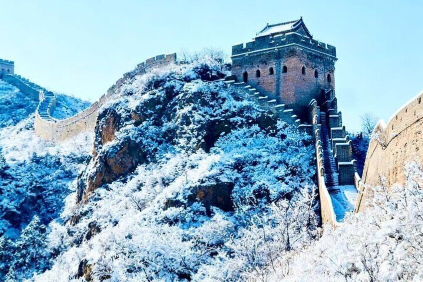 Jinshanling Great Wall Shared 7-Seat Van Transfer & Tickets 3