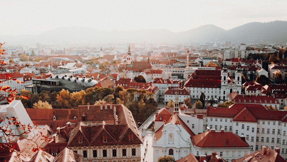 Architectural Walk of Graz with a Local 5