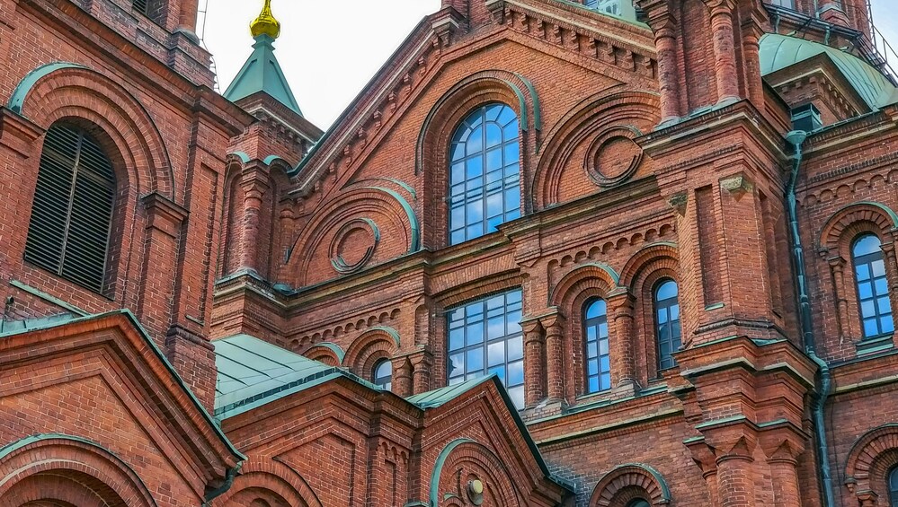 Helsinki’s Past and Present with a Local 2