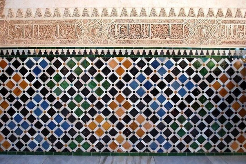Alhambra, Nasrid Palaces, Generalife and Alcazaba Private Tour in Granada 5