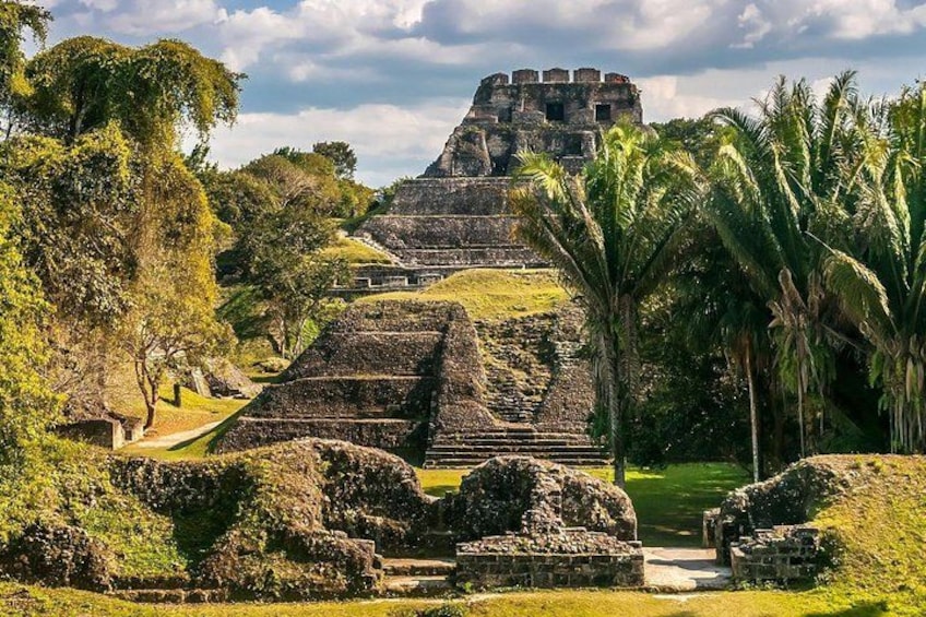 Private Xunantunich Mayan Ruin with local Lunch from Belize City 2