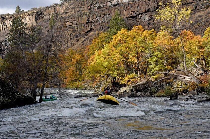 Rafting Kikacéki (Ward's) Canyon on the "New" Klamath. 5