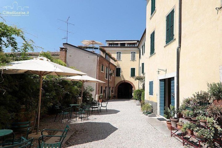Wine Tasting in Historical Center of Lazise 2
