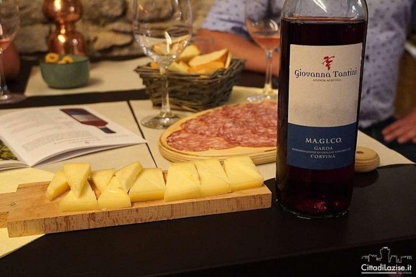 Wine Tasting in Historical Center of Lazise 4