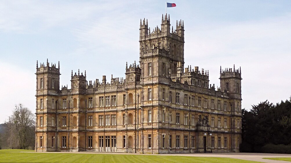 Highclere Castle in London