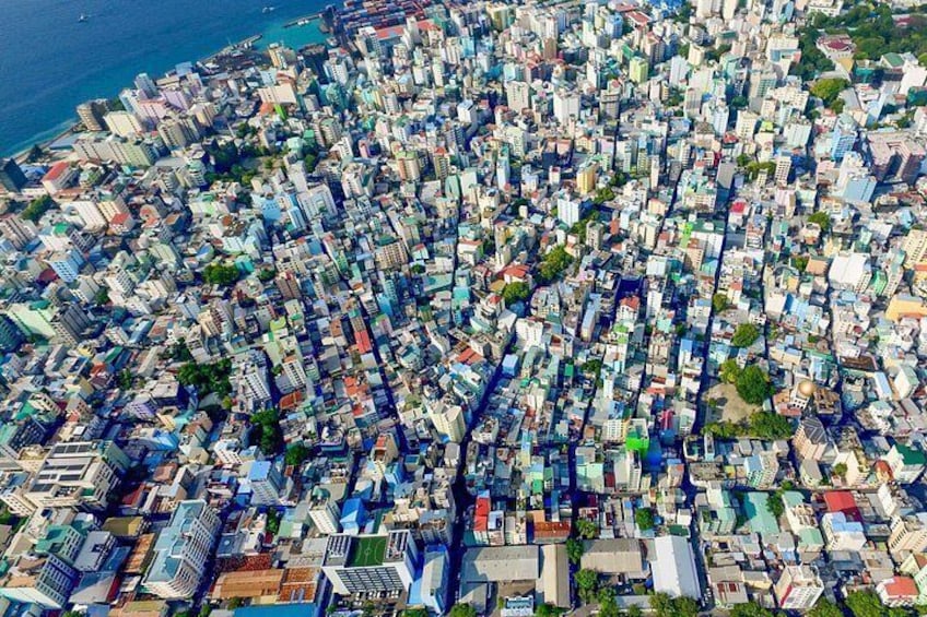 Male' City Tour - Language options (English/Spanish/French/Italian) 3