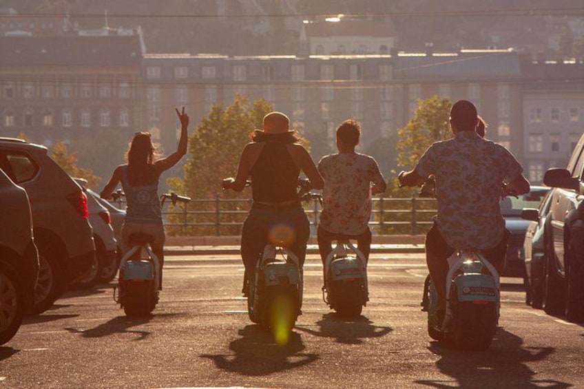 MonsteRoller E-Scooter Rental in Budapest 5
