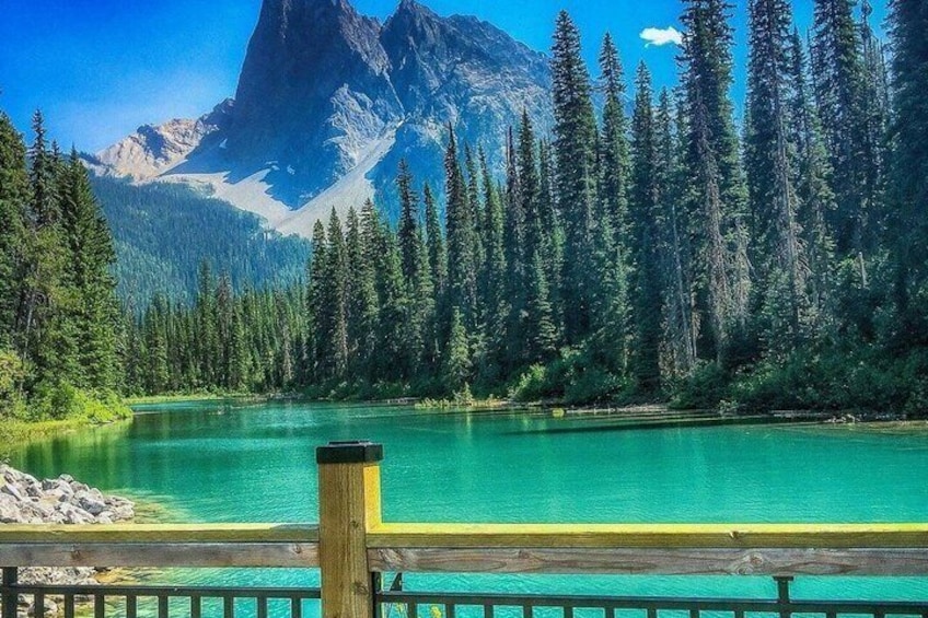 Lake Louise Moraine Lake Emerald Lake from Banff Canmore Calgary 3