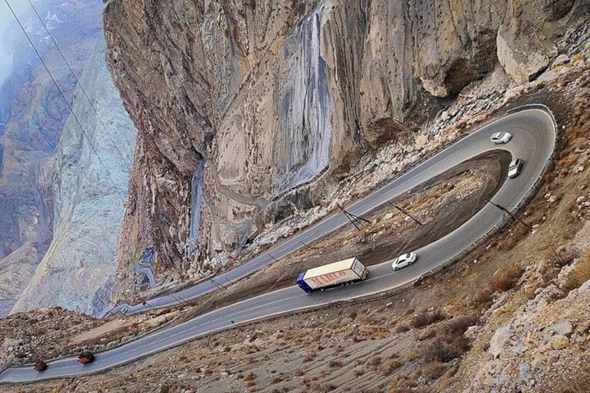 Fanns Serpentin-way to Iskanderkul 2