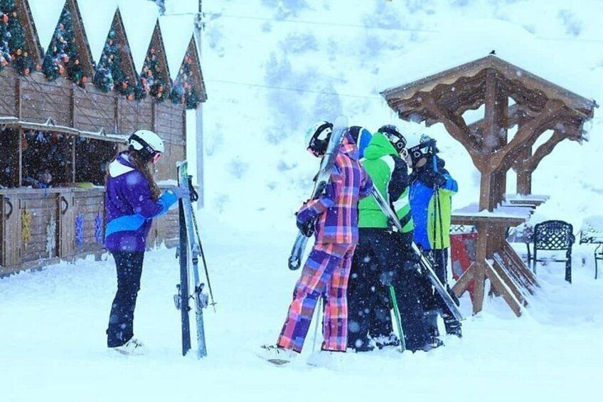 SAFED-DARA: Skiing, snowboarding, One-day tour 1