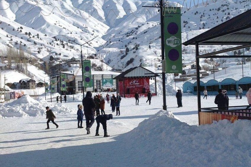 SAFED-DARA: Skiing, snowboarding, One-day tour 4