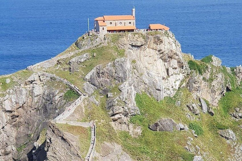 Bilbao, Guggenheim and Gaztelugatxe from San Sebastian 4