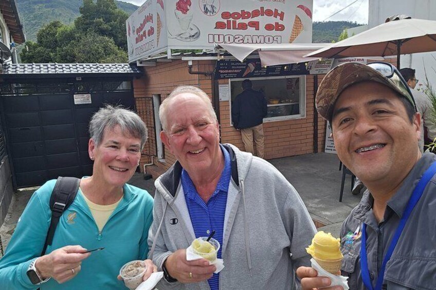Private and Personalized City Tour of Quito Teleferico and Middle of the World 2