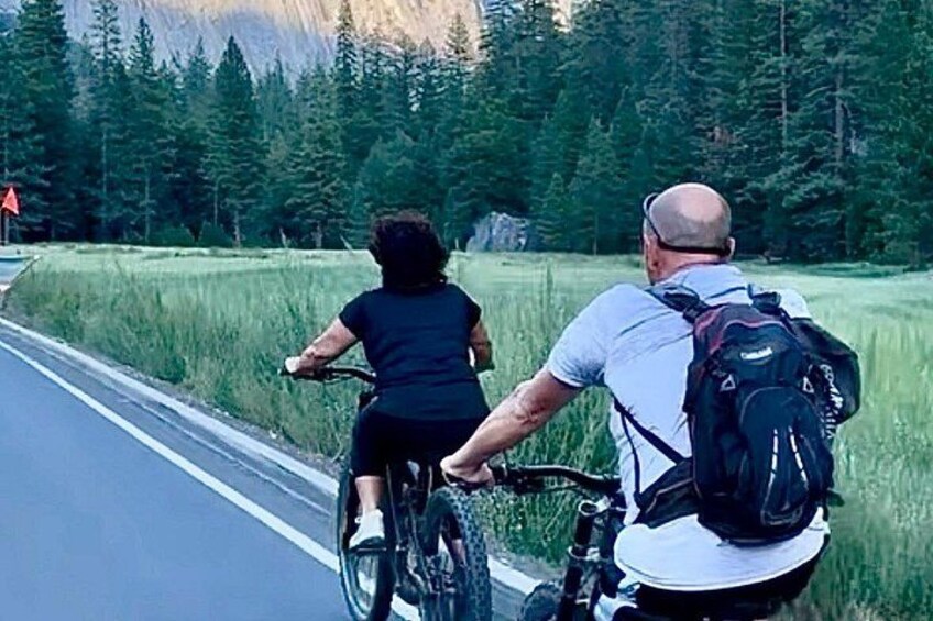 Epic Yosemite Hiking and E-Bike Day Trip Day from Los Angeles 2