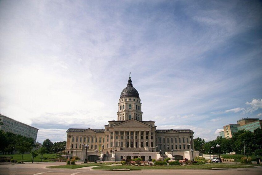 An Epic Scavenger Hunt: Topeka Top City's Top Sights! 3