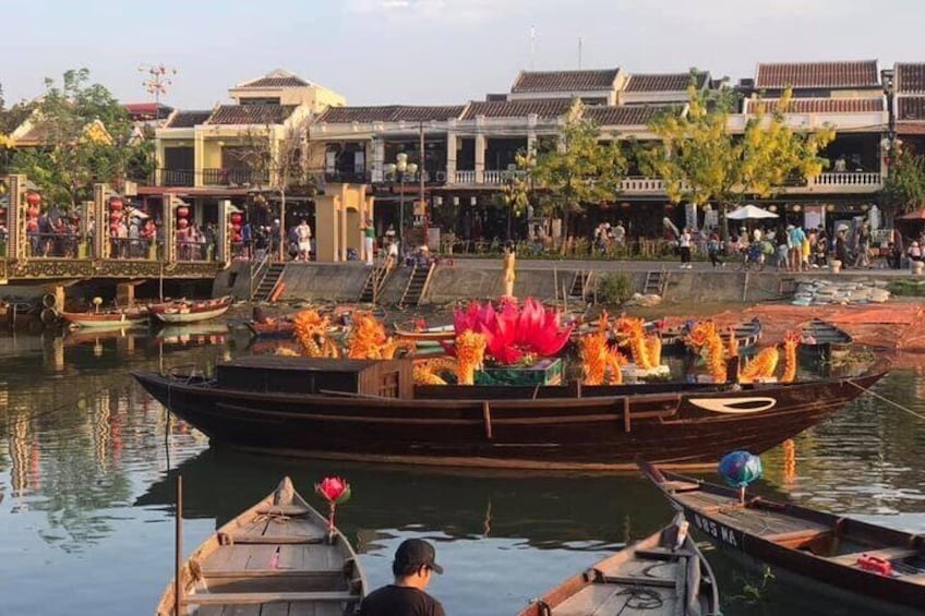 Marble Mountain - Hoi An Ancient City - Sampan Boat Ride- Colourful Night Market