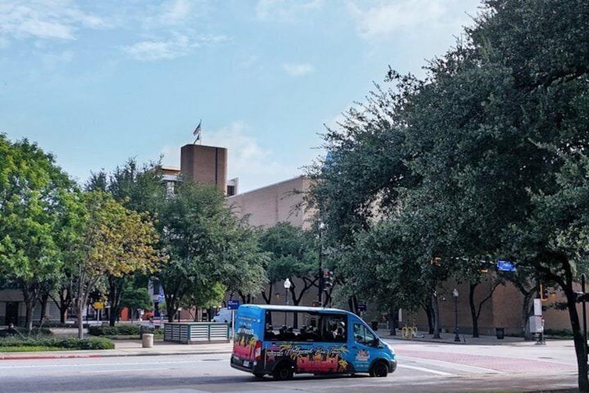 Dallas Open Air Van Tour 1
