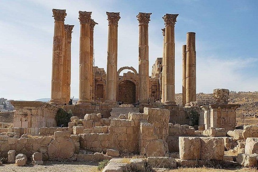Half Day Tour to Jerash 1