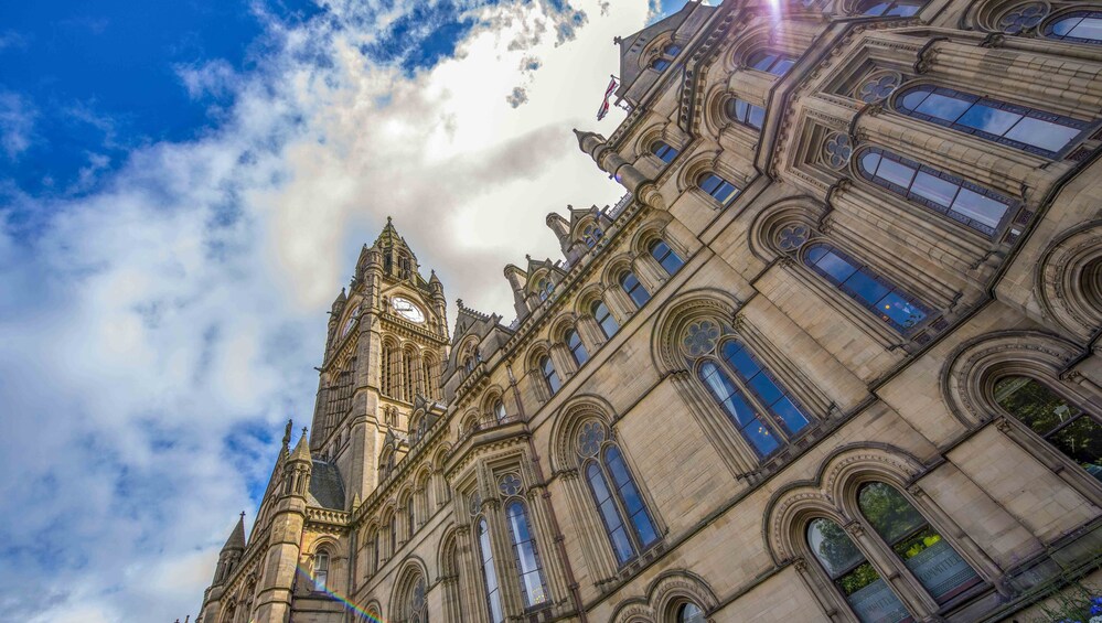 Architectural Walk of Manchester with a Local 4