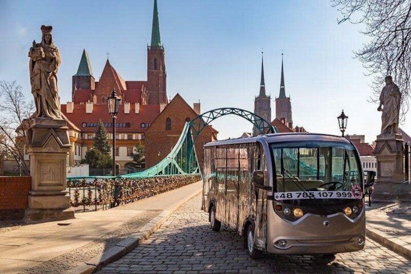 2-Hours Private Electric Car Tour with a Guide, Wroclaw 2