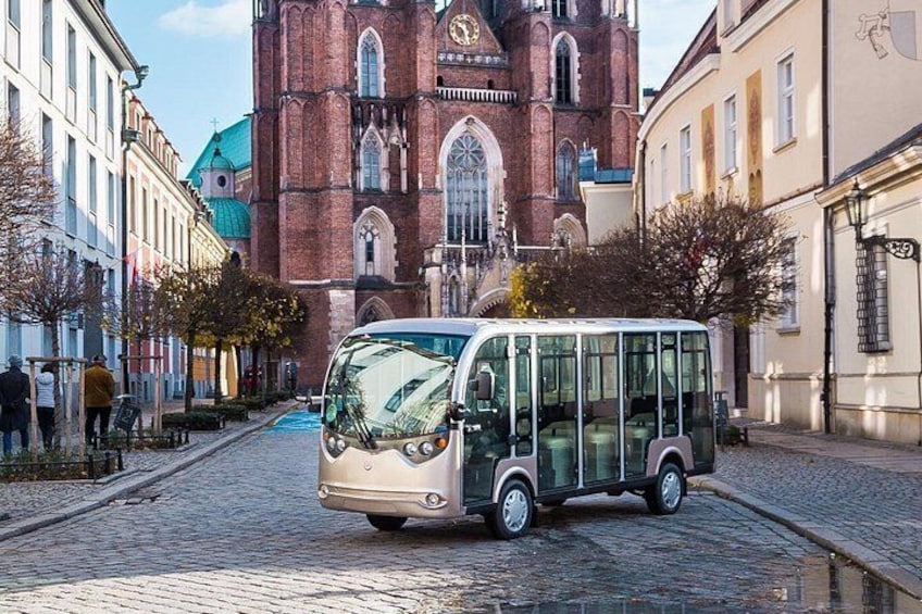 2-Hours Private Electric Car Tour with a Guide, Wroclaw 3