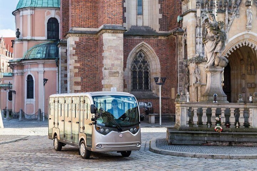 2-Hours Private Electric Car Tour with a Guide, Wroclaw 4