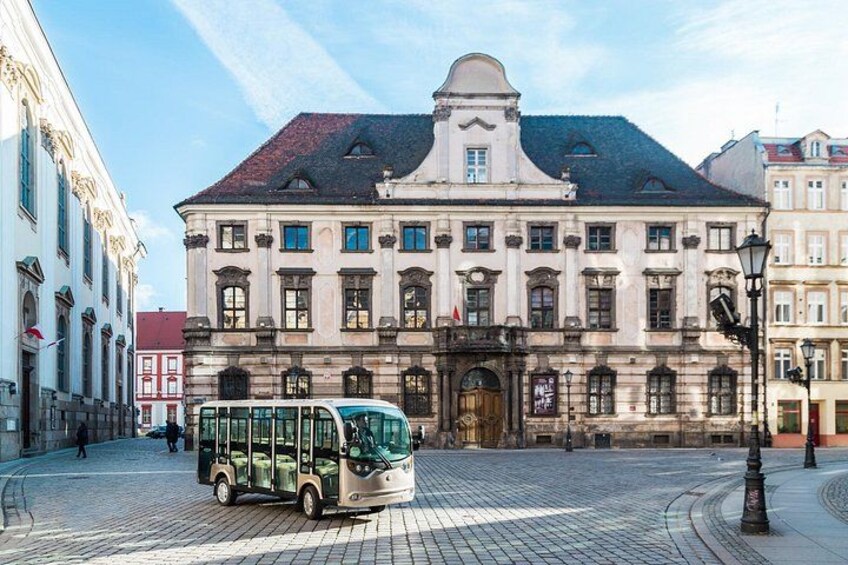 2-Hours Private Electric Car Tour with a Guide, Wroclaw 2