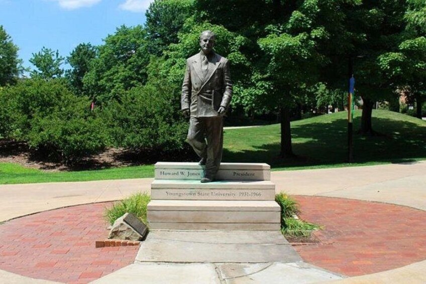 An Epic Scavenger Hunt: Youngstown Roaming The Rust Belt 4