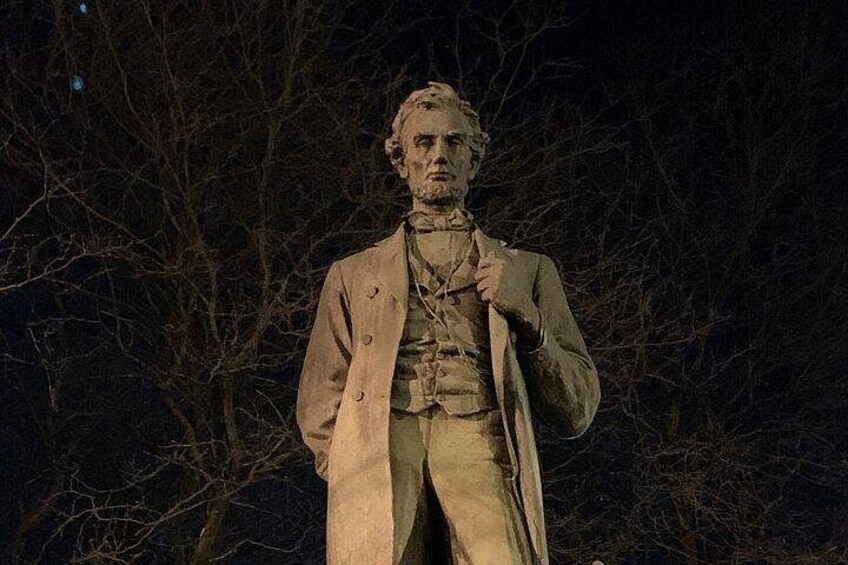 Lincoln Park Hauntings Ghost Investigation Tour 4