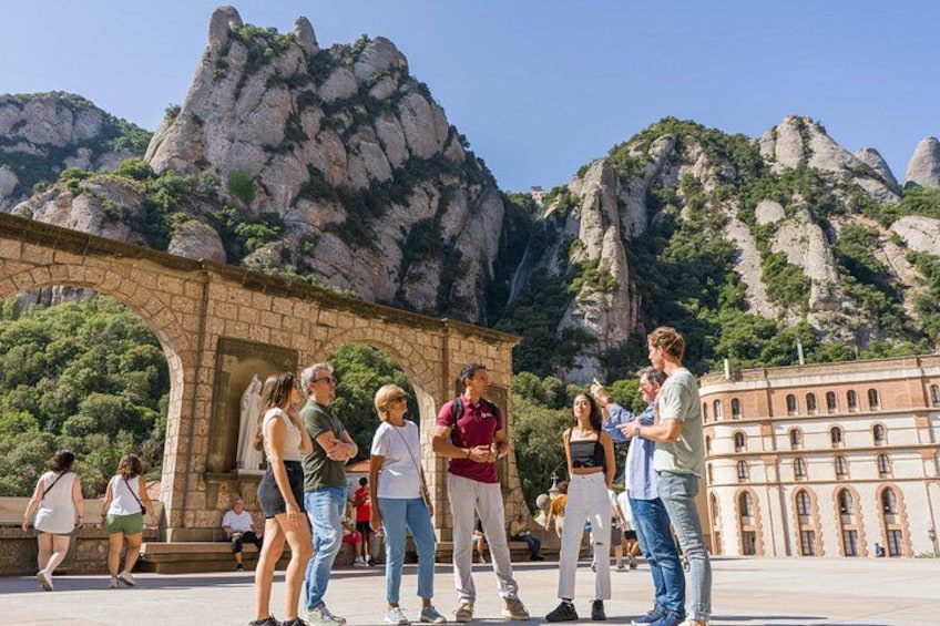 Half-Day Montserrat Small Group Guided Tour from Barcelona 1