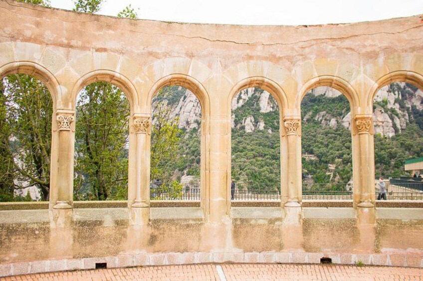 Half-Day Montserrat Small Group Guided Tour from Barcelona 2