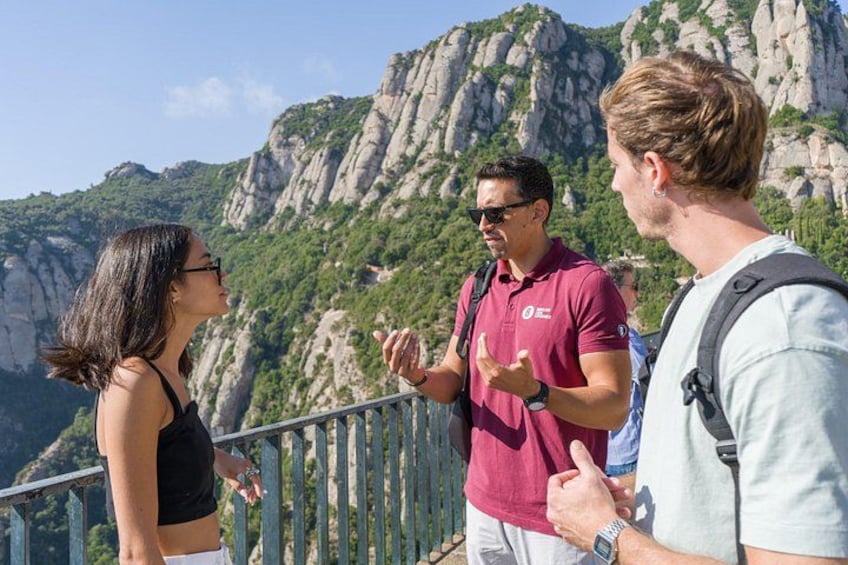 Half-Day Montserrat Small Group Guided Tour from Barcelona 2
