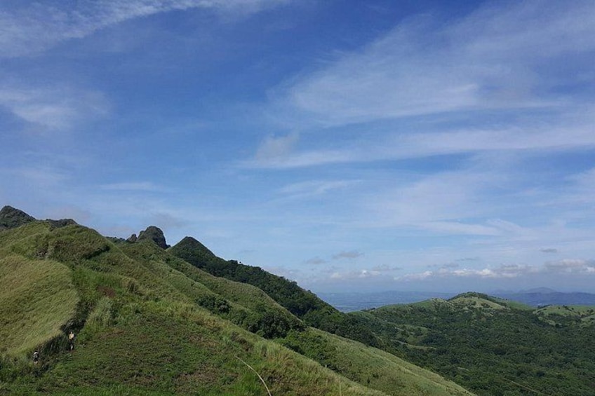 Mt. Batulao Quick Adventure Hike Near Manila with Hotel Pickup 3