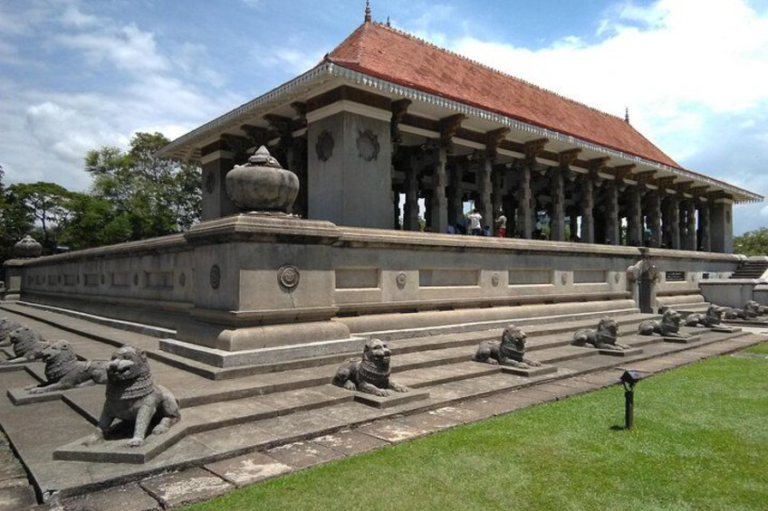 Colombo 1