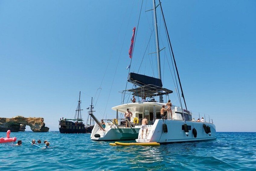 Rethymno: Sunset Catamaran Trip - Sushi & Open Bar 4