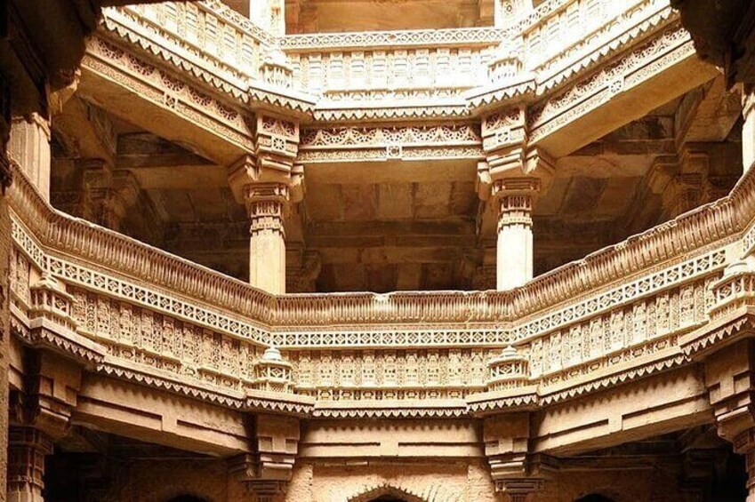 Ahmedabad to Adalaj & Rani ki Vav Stepwell Tour