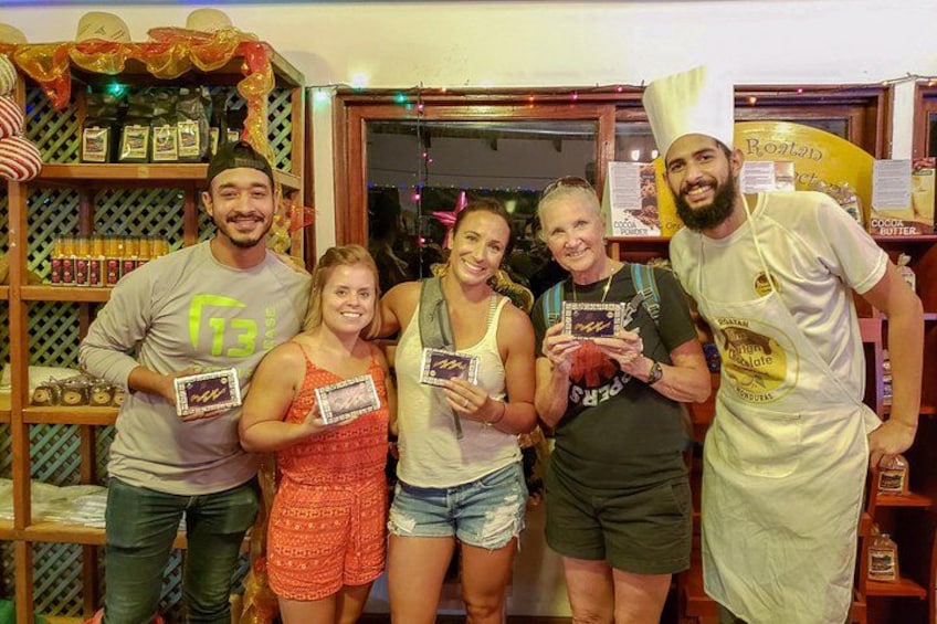 Chocolate Making Class at the Roatan Chocolate Factory in West End 4