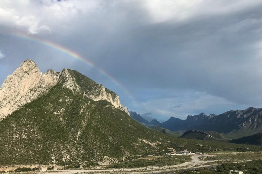 Explore La Huasteca Canyon (Group/Private) 3