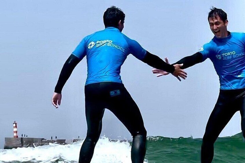 Surf Lessons in Porto with transfer at Porto Surf School 2