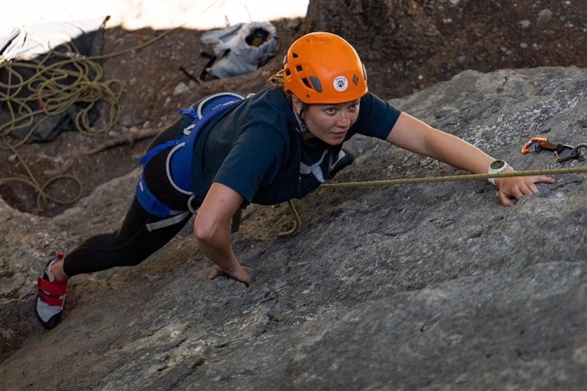 Rock Climbing Adventure in Banff: Beginner 4
