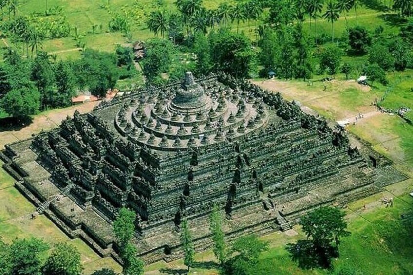 Yogyakarta Private Tour : Borobudur, Prambanan and Merapi Volcano ( With Lunch)