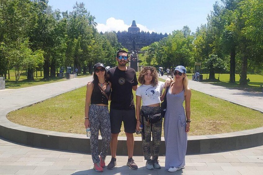 Borobudur Climb To The Top, Prambanan Temple And Ramayana Ballet 4